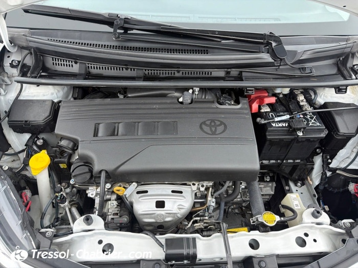 Toyota YARIS LCA 2016 100 VVT-i Dynamic