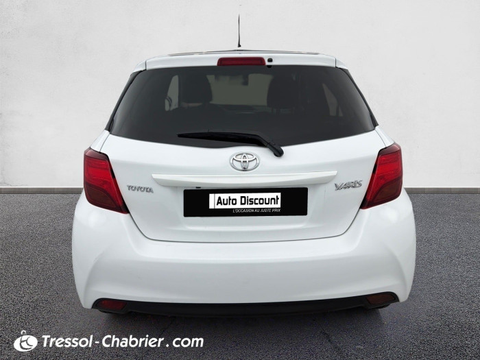 Toyota YARIS LCA 2016 100 VVT-i Dynamic