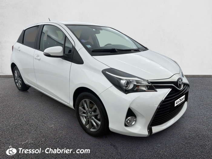Toyota YARIS LCA 2016 100 VVT-i Dynamic