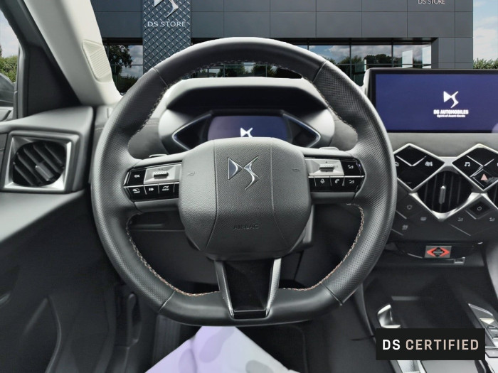 DS DS 3 PureTech 130 EAT8 Performance Line+