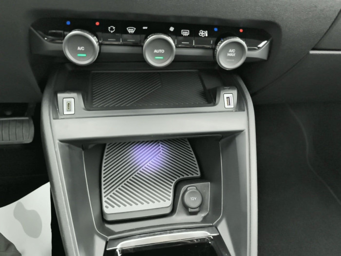 Citroën C4 PureTech 130 EAT8 Max