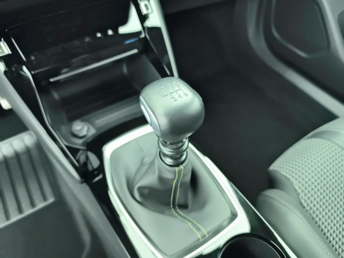 Peugeot 2008 PureTech 130 S&S BVM6 GT