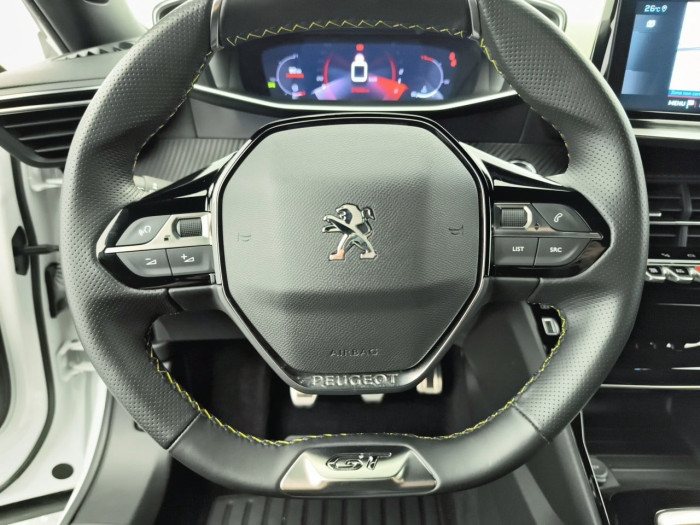Peugeot 2008 PureTech 130 S&S BVM6 GT