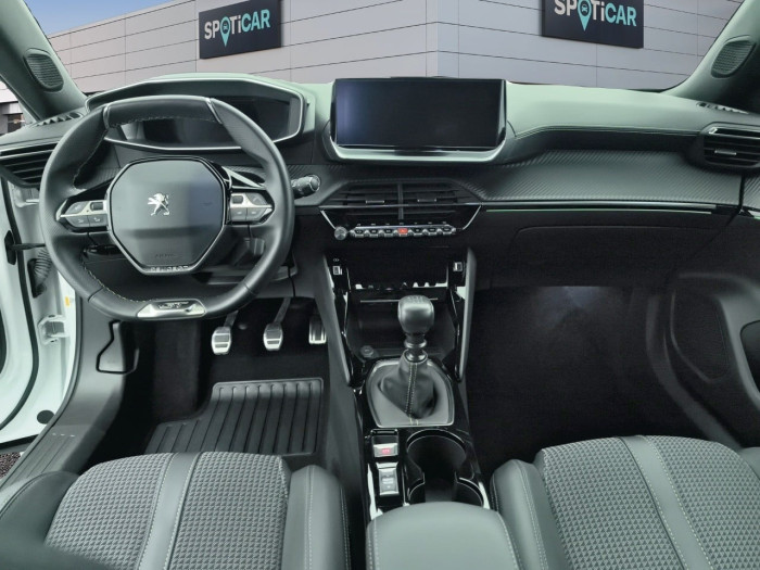 Peugeot 2008 PureTech 130 S&S BVM6 GT