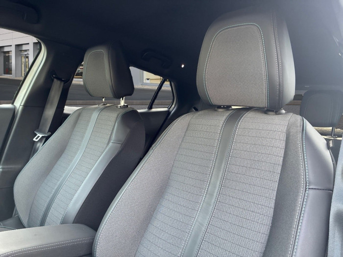 Peugeot 2008 PureTech 100 S&S BVM6 Allure Pack
