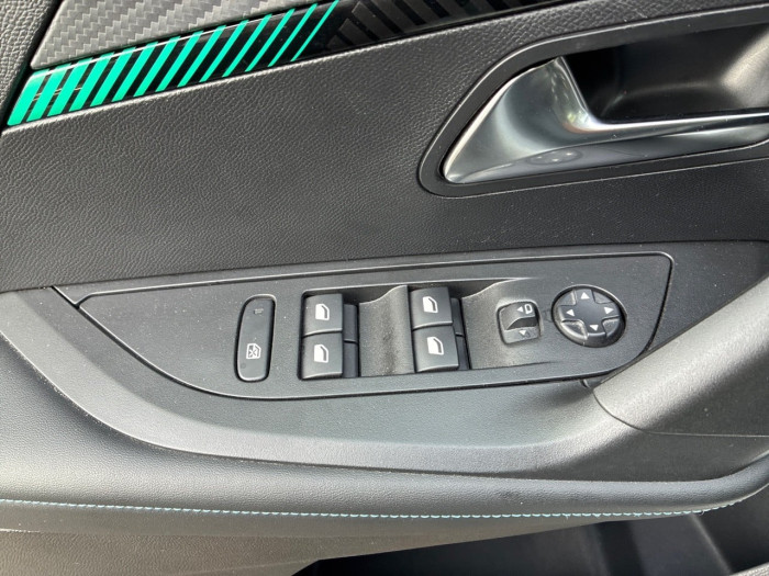 Peugeot 2008 PureTech 100 S&S BVM6 Allure Pack
