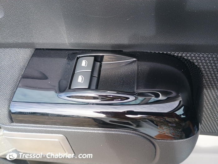 Citroën C3 BUSINESS BlueHDi 100 S&S BVM Shine Business