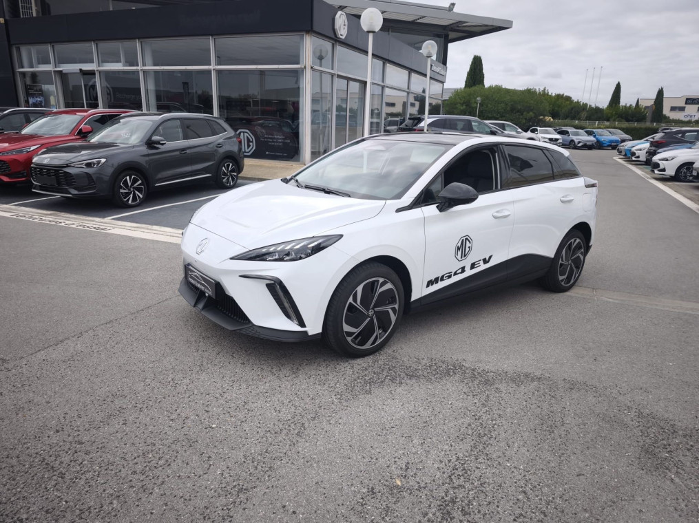 MG MG4 EV Nouveau 77kWh - 180 kW Premium