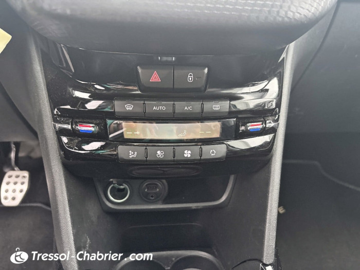 Peugeot 2008 1.2 PureTech 110ch S&S BVM5 Crossway