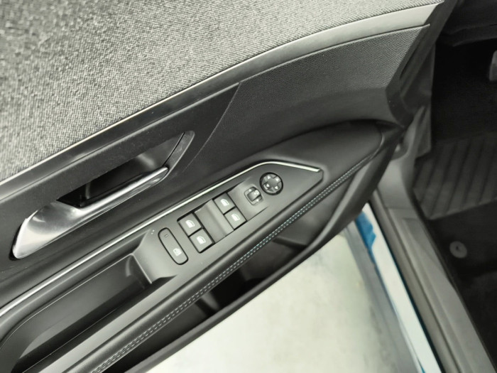 Peugeot 3008 Hybrid 225 e-EAT8 Allure Pack