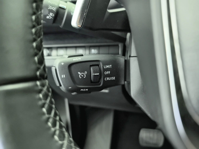 Peugeot 3008 Hybrid 225 e-EAT8 Allure Pack
