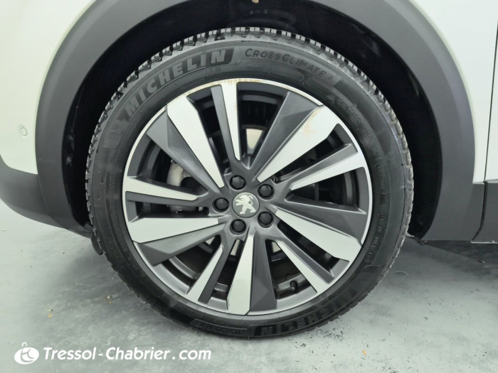 Peugeot 3008 Hybrid4 300 e-EAT8 GT