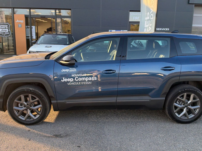 Jeep Compass Nouveau 1.2 Turbo T3 145 ch BVR6 e-Hybrid Altitude