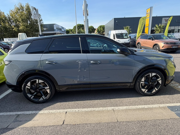 Opel GRANDLAND ELECTRIQUE Nouveau 213 ch & Batterie 73 kWh Ultimate