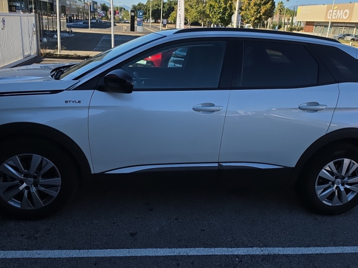 Peugeot 3008 Puretech 130ch S&S EAT8 Style