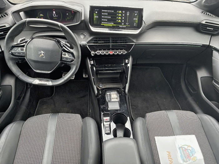 Peugeot 208 PureTech 100 S&S EAT8 GT