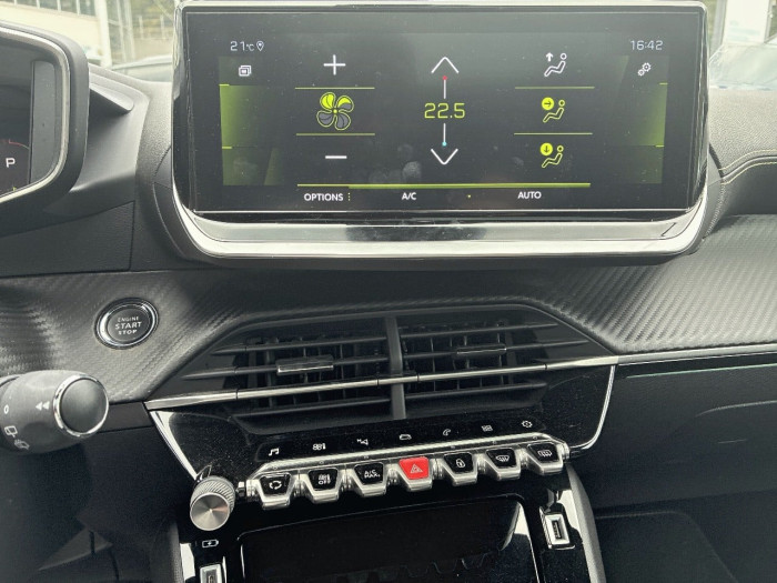 Peugeot 208 PureTech 100 S&S EAT8 GT