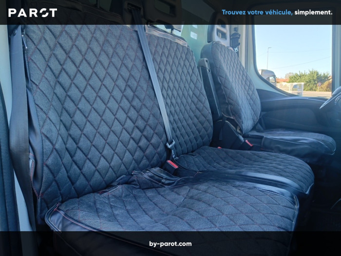 IVECO Daily CCb 35C18H empattement 3750 Tor