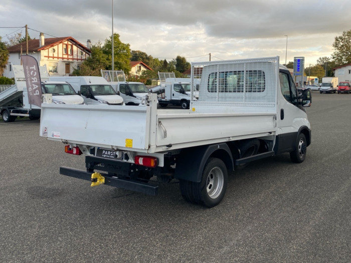 IVECO Daily CCb 35C16H empattement 3450 3.0