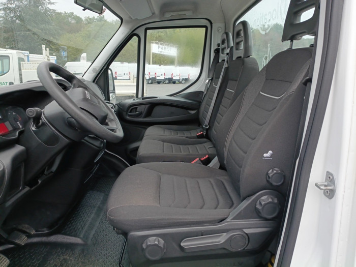IVECO Daily CCb 35C16H empattement 4100 3.0