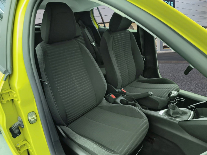 Peugeot 208 PureTech 100 S&S BVM6 Active