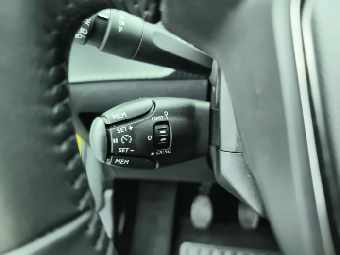 Peugeot 208 PureTech 100 S&S BVM6 Active