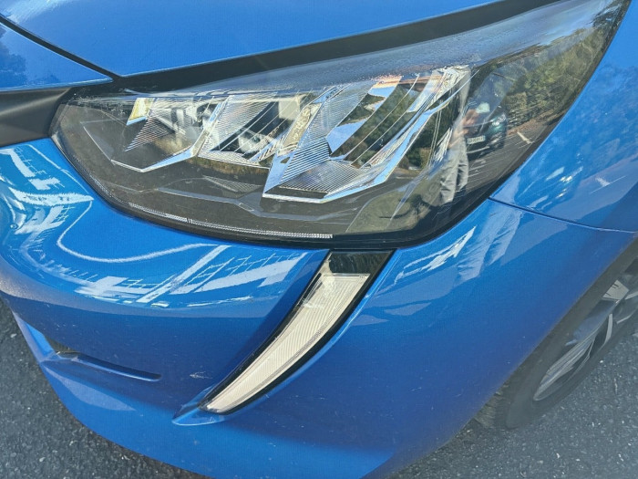 Peugeot 208 BlueHDi 100 S&S BVM6 Allure