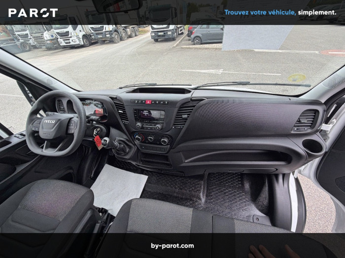 IVECO Daily CCb 35C16H empattement 3450 3.0