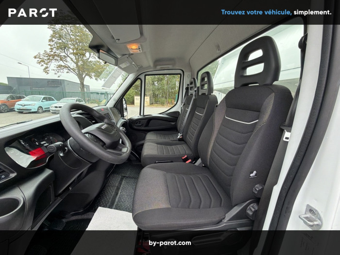 IVECO Daily CCb 35C16H empattement 3450 3.0