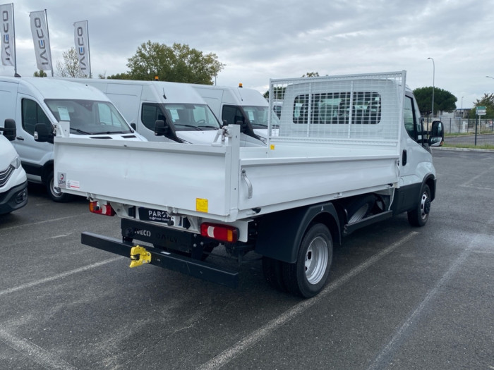 IVECO Daily CCb 35C16H empattement 3450 3.0 Tor