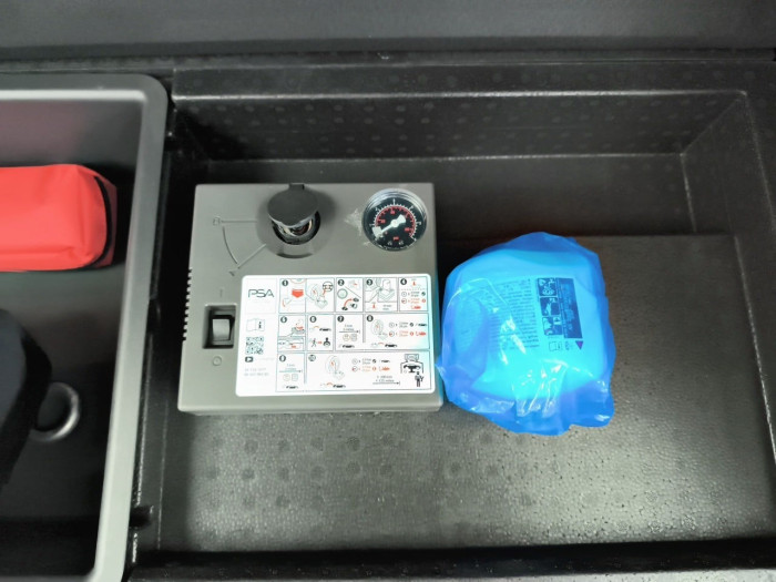 Peugeot 3008 Hybrid 225 e-EAT8 Allure Pack