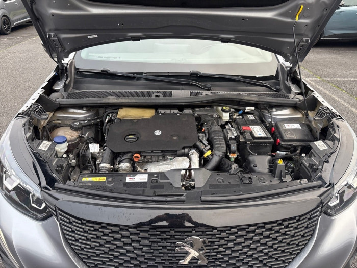 Peugeot 2008 BlueHDi 130 S&S EAT8 Allure