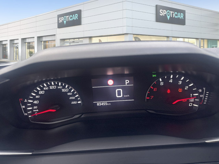 Peugeot 2008 BlueHDi 130 S&S EAT8 Allure
