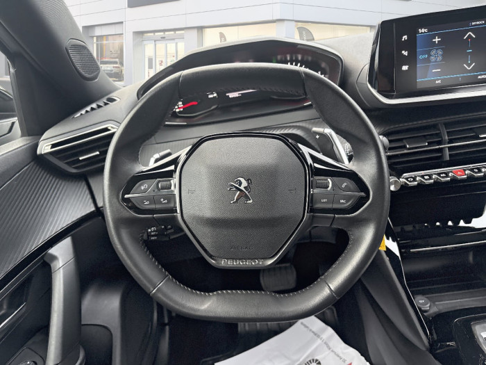 Peugeot 2008 BlueHDi 130 S&S EAT8 Allure