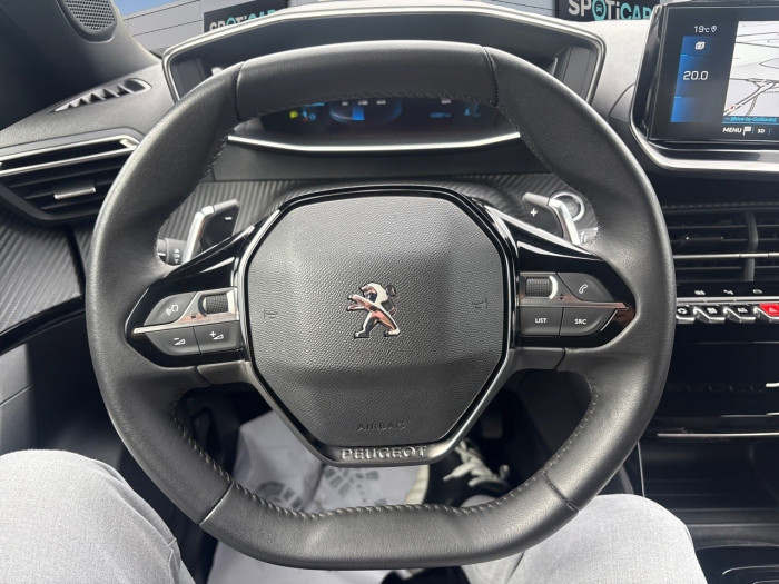 Peugeot 2008 BlueHDi 130 S&S EAT8 Allure Pack