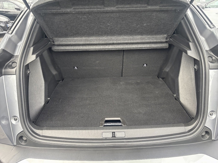 Peugeot 2008 BlueHDi 130 S&S EAT8 Allure Pack