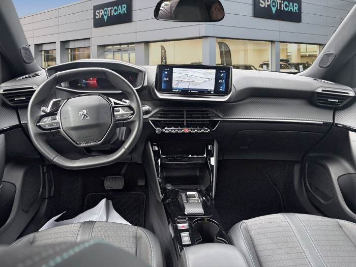 Peugeot 2008 BlueHDi 130 S&S EAT8 Allure Pack