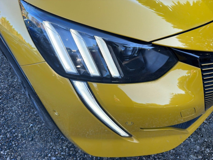 Peugeot 208 ELECTRIQUE 50 kWh 136ch GT
