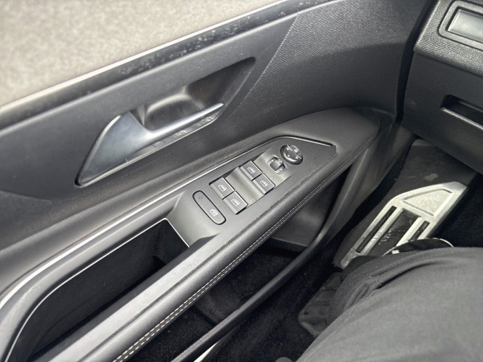 Peugeot 3008 BlueHDi 130ch S&S EAT8 GT