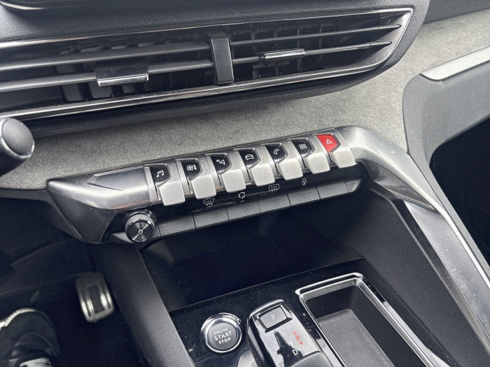 Peugeot 3008 BlueHDi 130ch S&S EAT8 GT