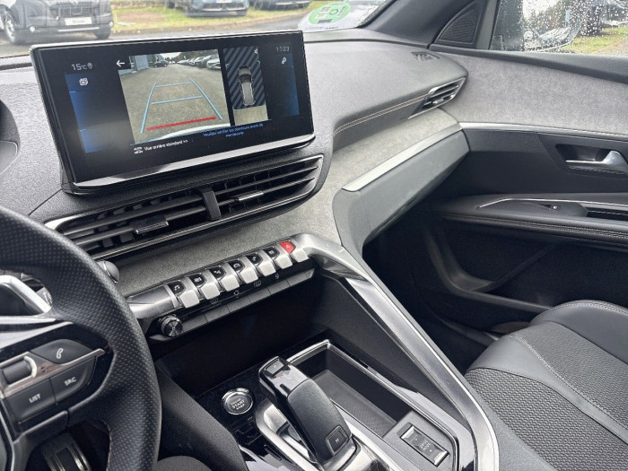 Peugeot 3008 BlueHDi 130ch S&S EAT8 GT