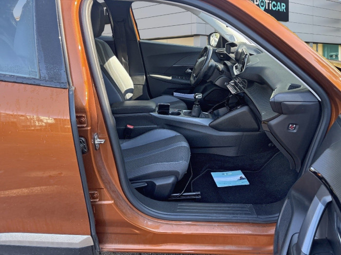 Peugeot 2008 PureTech 100 S&S BVM6 Allure