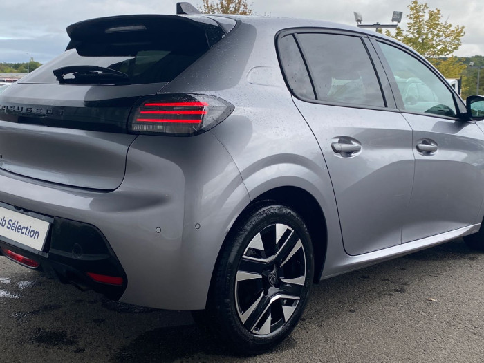 Peugeot 208 PureTech 100 S&S BVM6 Allure