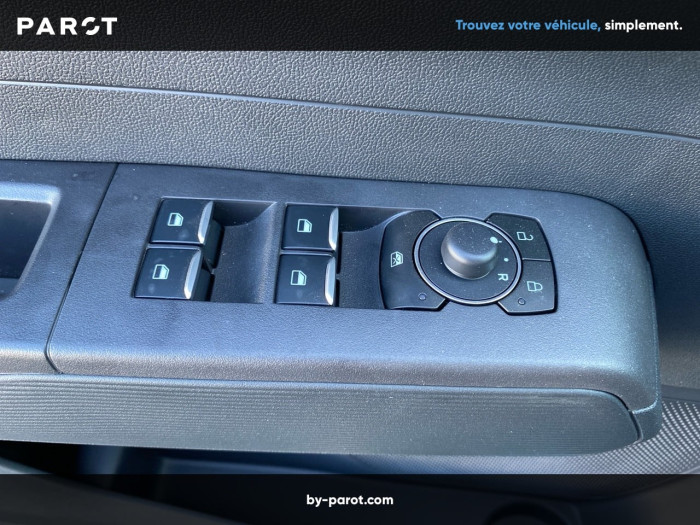 Ford Tourneo Courier 1.0 EcoBoost 125 Powershift S&S Titanium