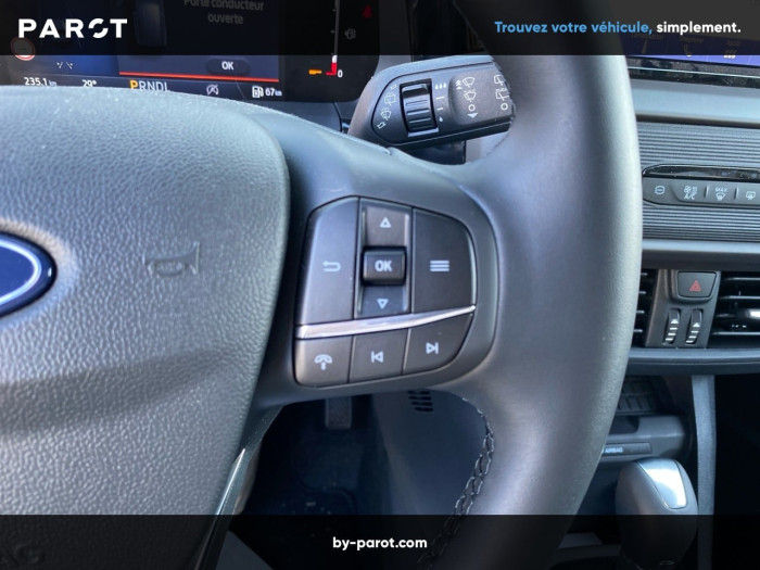 Ford Tourneo Courier 1.0 EcoBoost 125 Powershift S&S Titanium