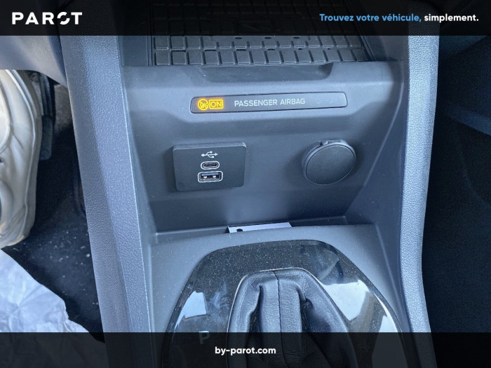 Ford Tourneo Courier 1.0 EcoBoost 125 Powershift S&S Titanium
