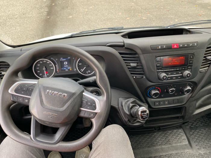 IVECO Daily CCb 35C14 Empattement 3750 Tor