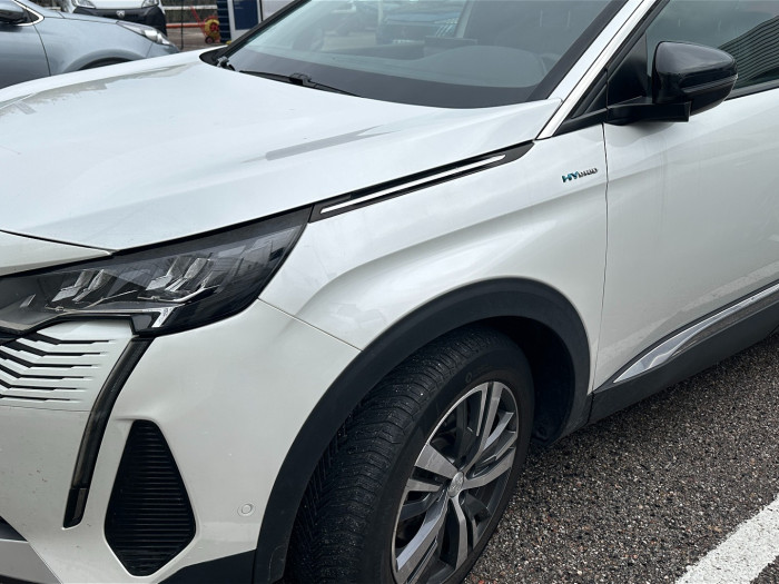 Peugeot 3008 Hybrid 225 e-EAT8 Allure