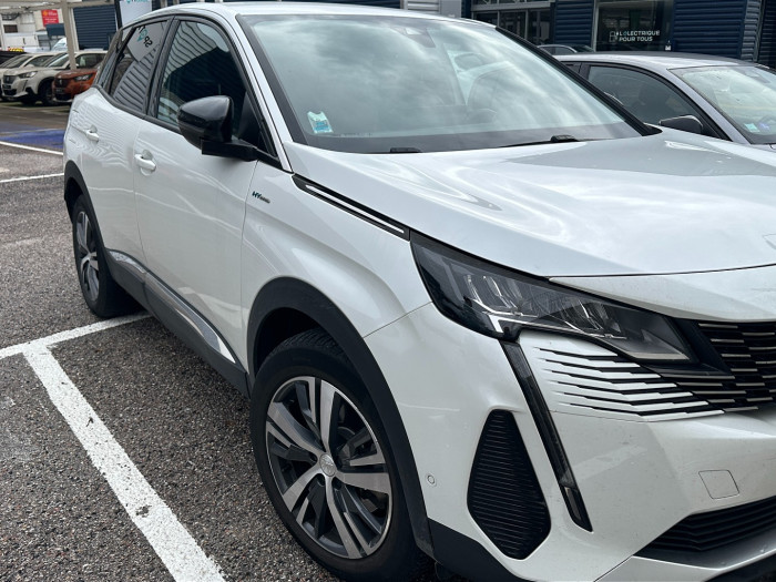 Peugeot 3008 Hybrid 225 e-EAT8 Allure