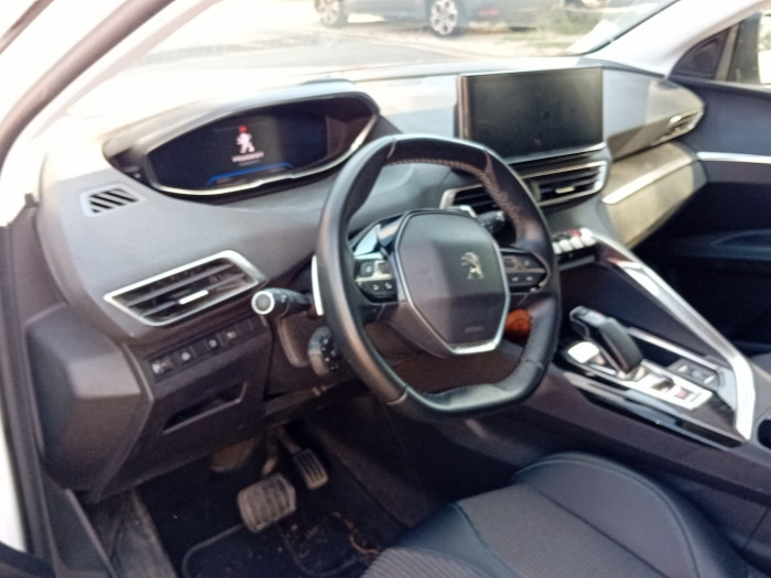Peugeot 3008 Hybrid 225 e-EAT8 Allure